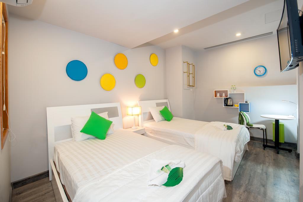 All Seasons Hotel Ho Chi Minh City Exterior photo